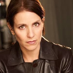 Meet your Posher, Dana